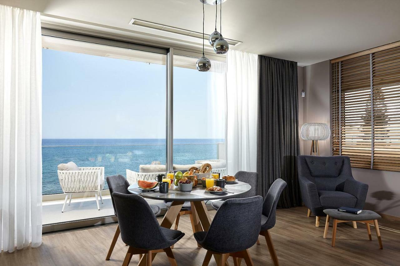 Seafront Apartments By Myseasight Hersonissos (Crete) Exterior foto